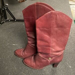 Etienne Aigner vintage boots size 7 1/2